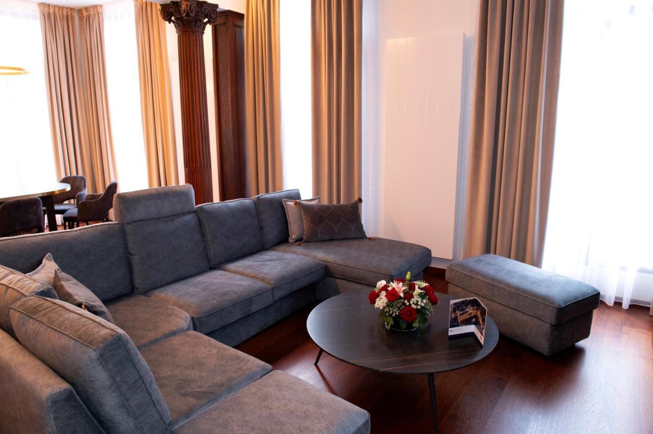 Botanique Suites Airbnb, Антверпен Екстер'єр фото