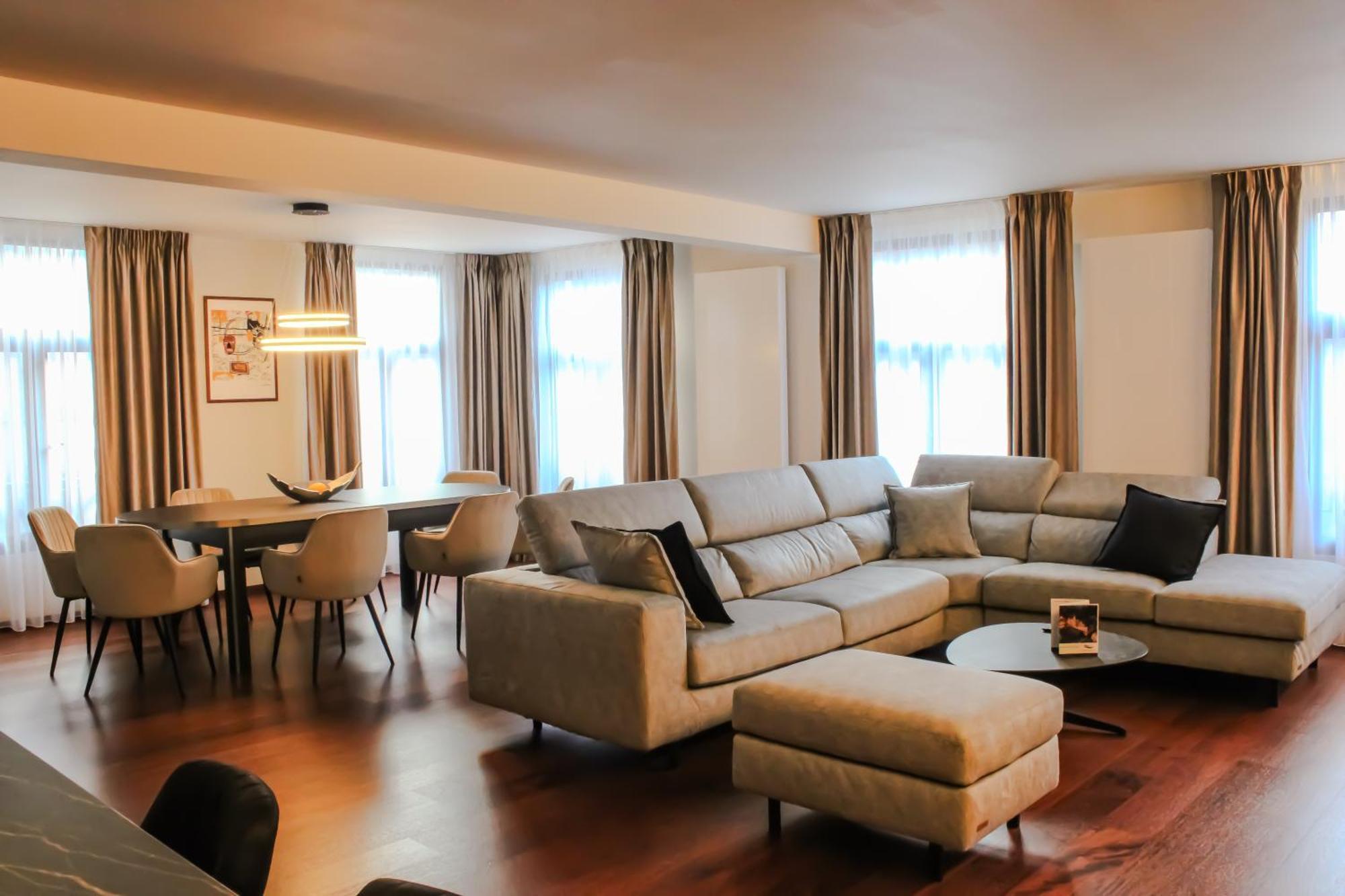 Botanique Suites Airbnb, Антверпен Екстер'єр фото