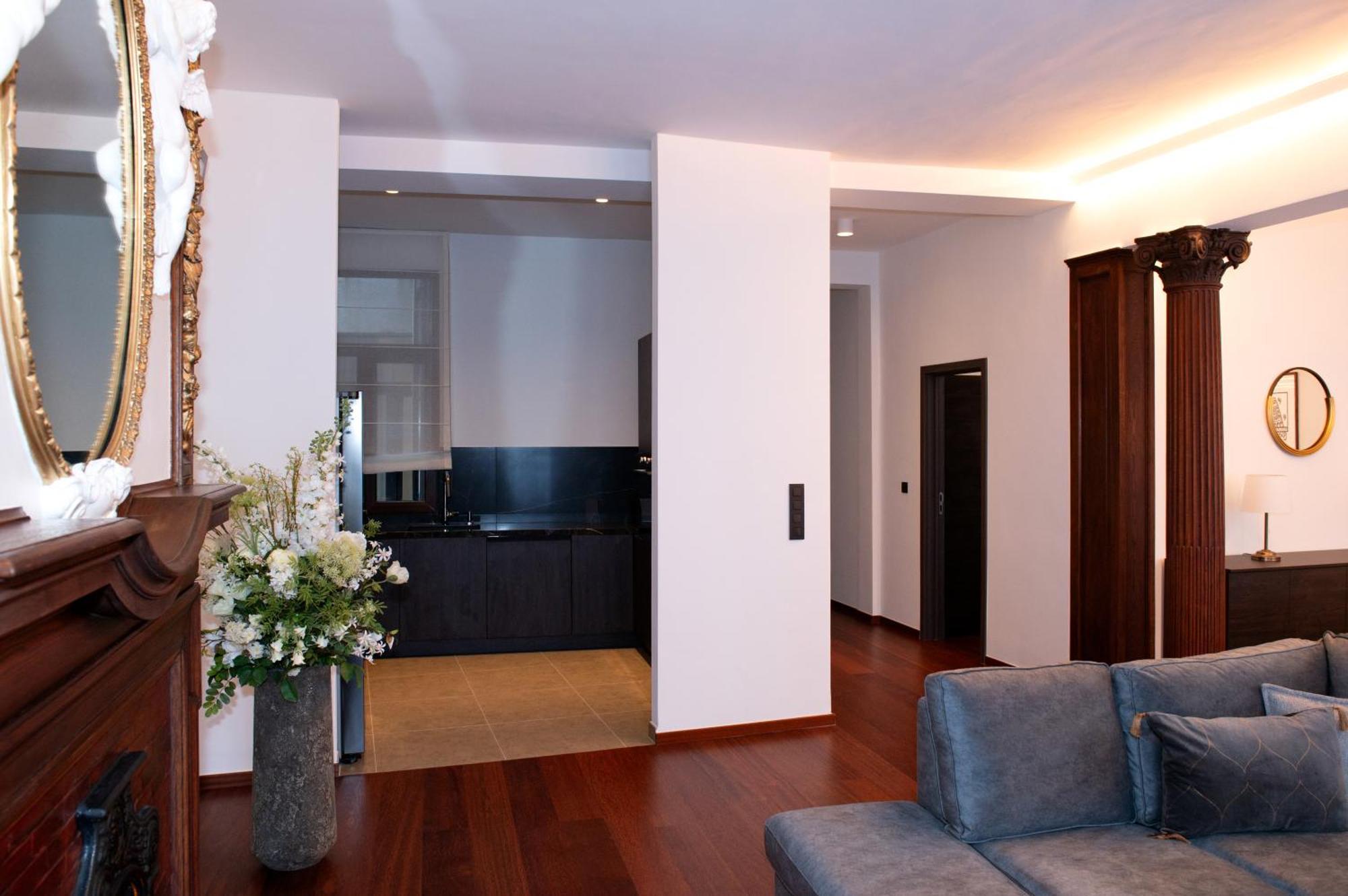 Botanique Suites Airbnb, Антверпен Екстер'єр фото