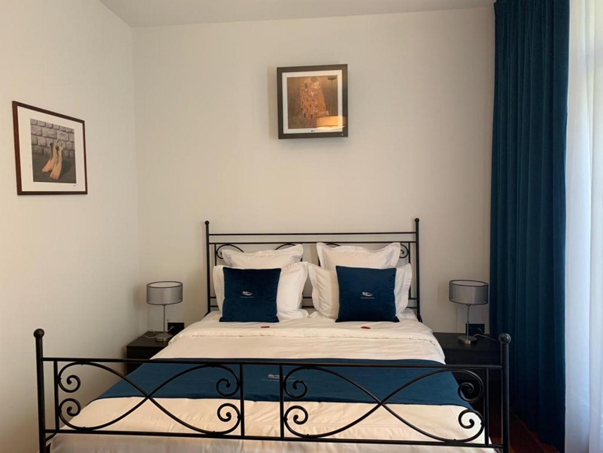 Botanique Suites Airbnb, Антверпен Екстер'єр фото