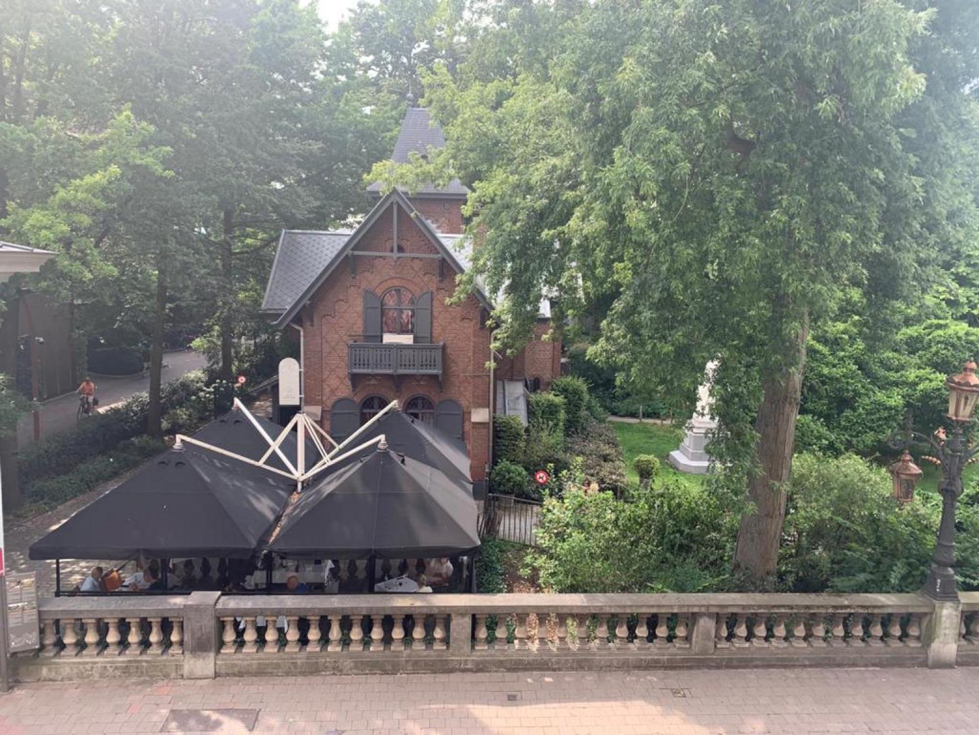 Botanique Suites Airbnb, Антверпен Екстер'єр фото